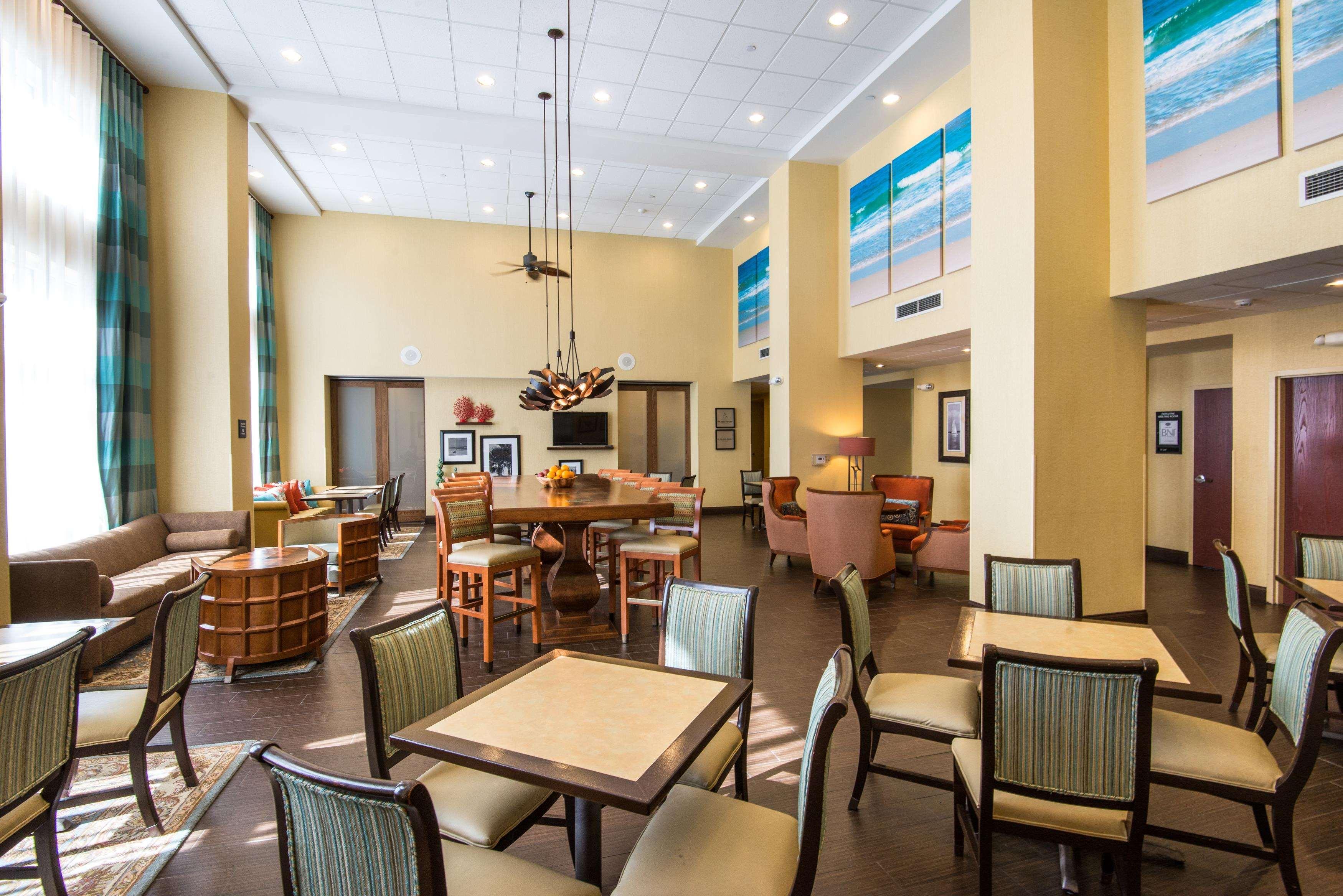 Hampton Inn & Suites Fort Myers-Colonial Boulevard Εξωτερικό φωτογραφία