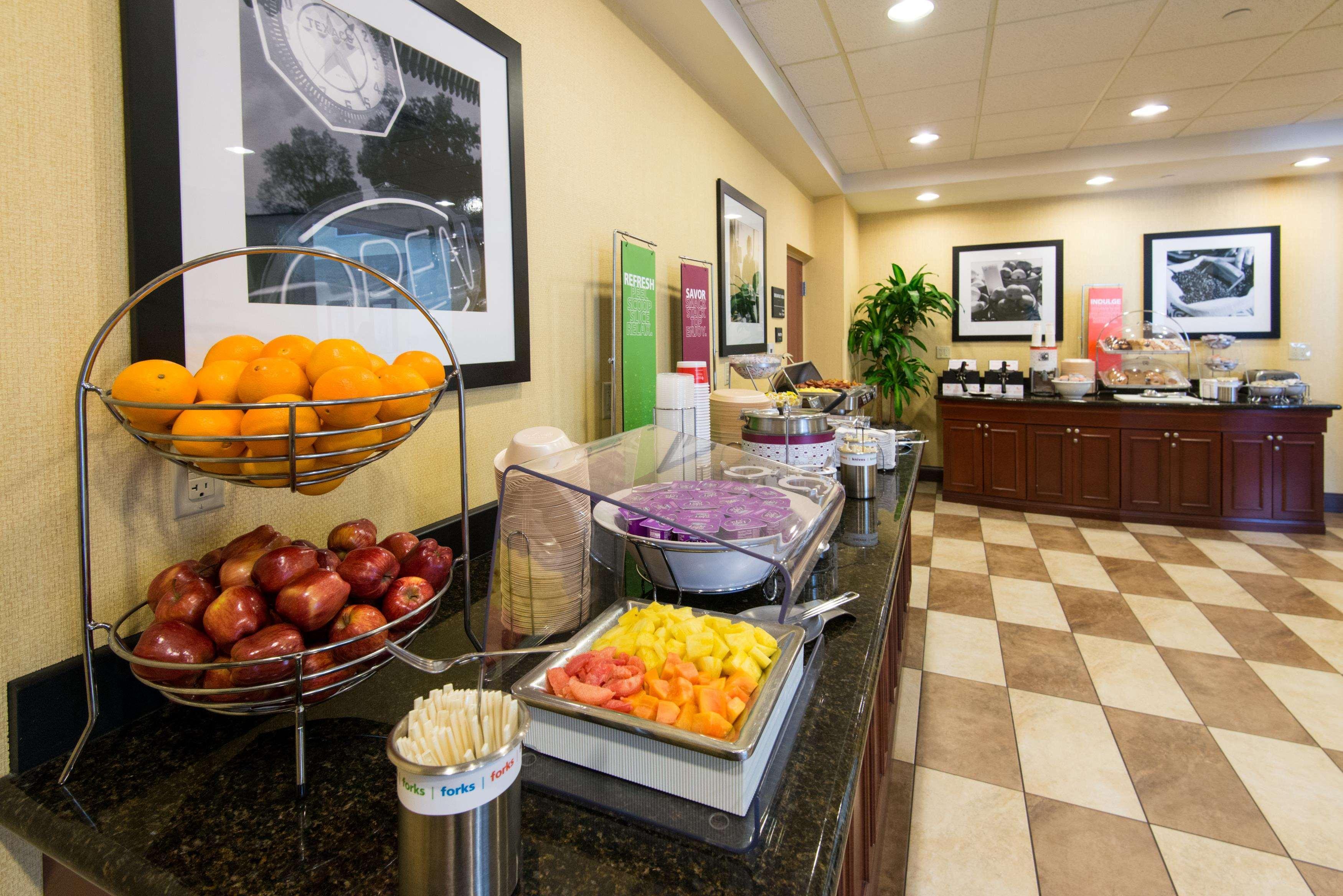 Hampton Inn & Suites Fort Myers-Colonial Boulevard Εξωτερικό φωτογραφία