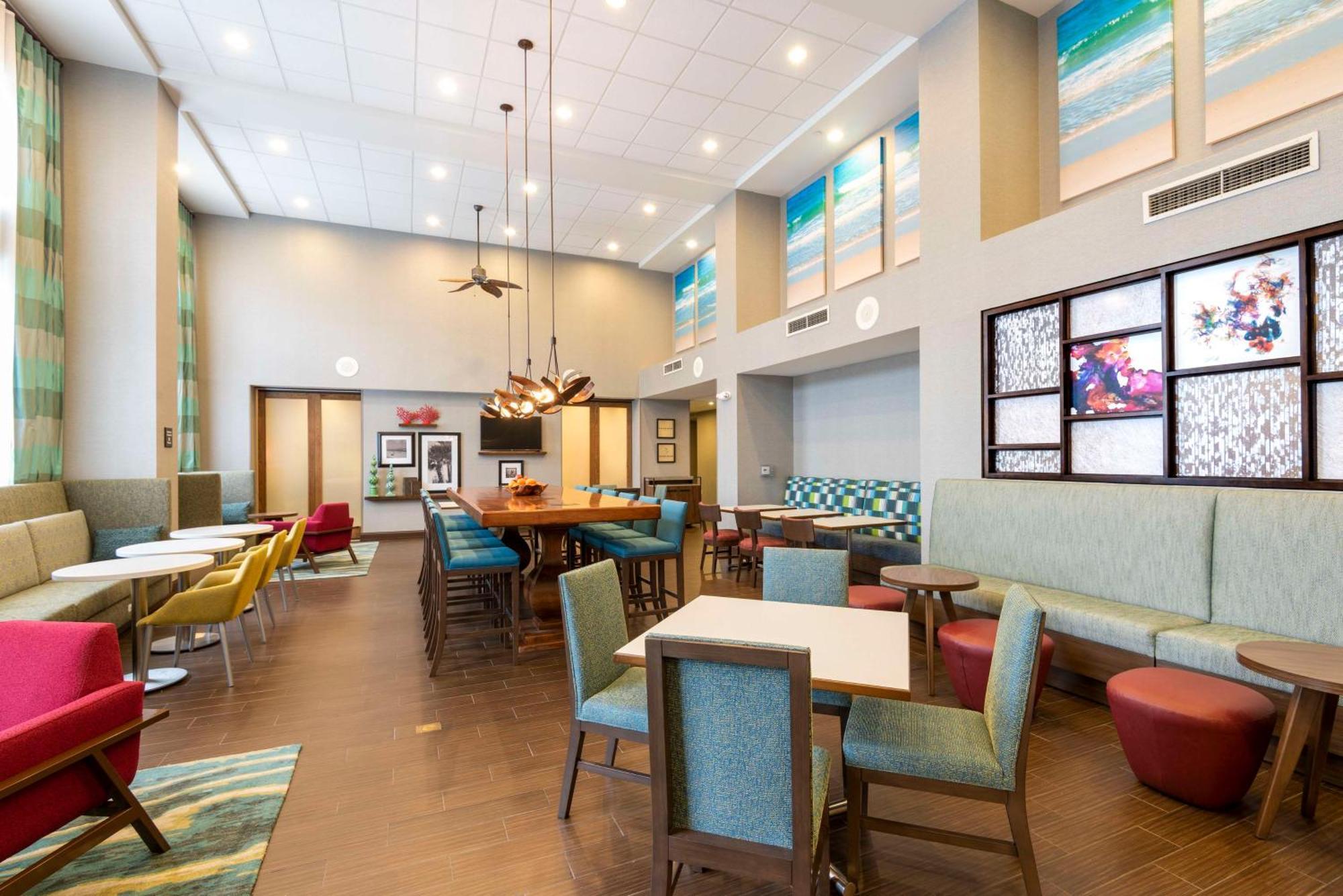 Hampton Inn & Suites Fort Myers-Colonial Boulevard Εξωτερικό φωτογραφία