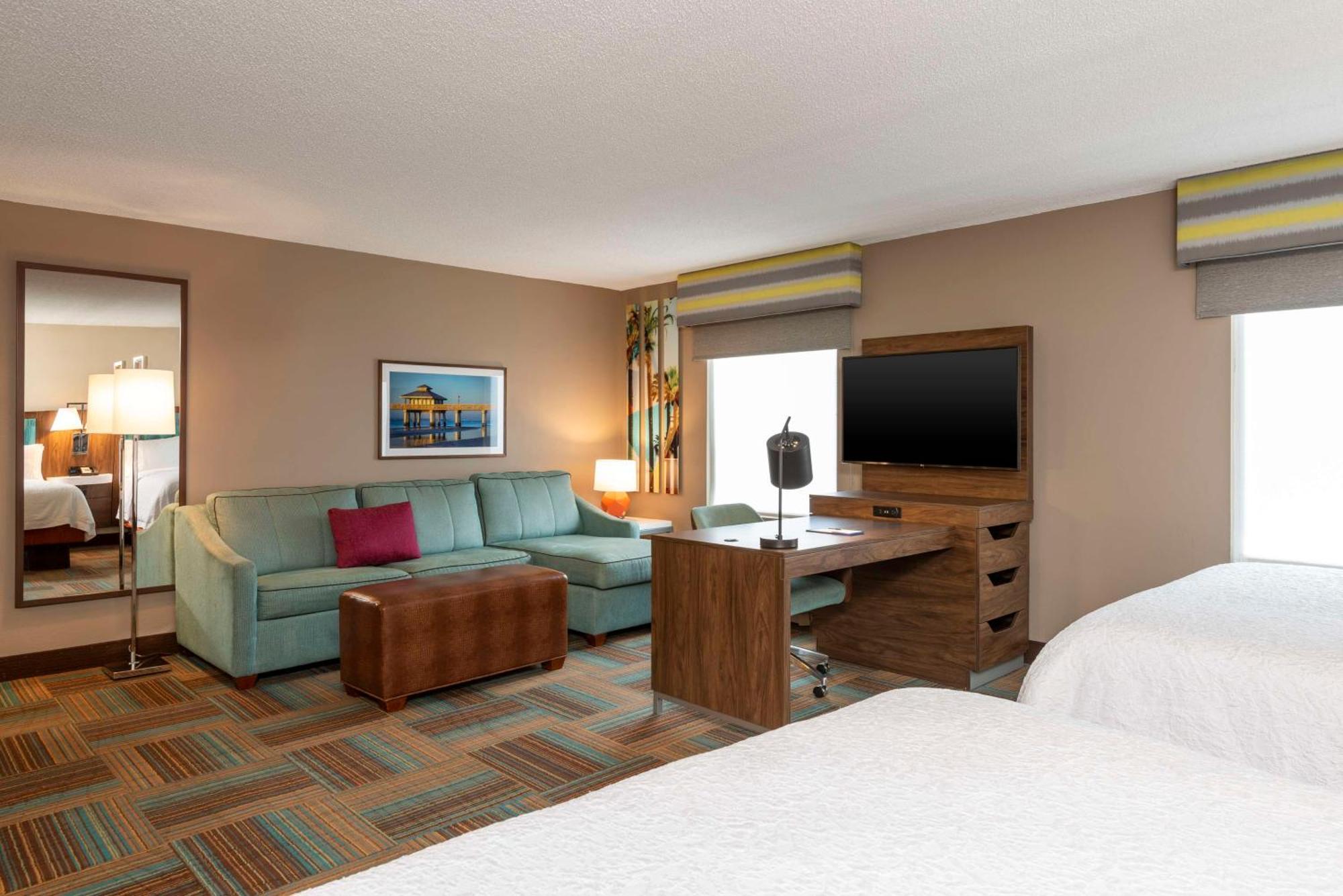 Hampton Inn & Suites Fort Myers-Colonial Boulevard Εξωτερικό φωτογραφία